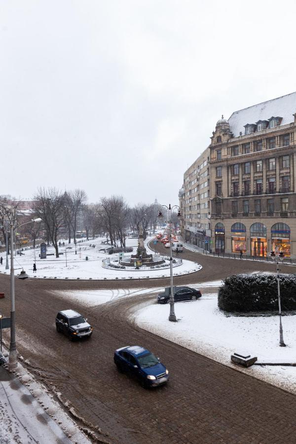 Romari Площа Міцкевича Lviv Kültér fotó